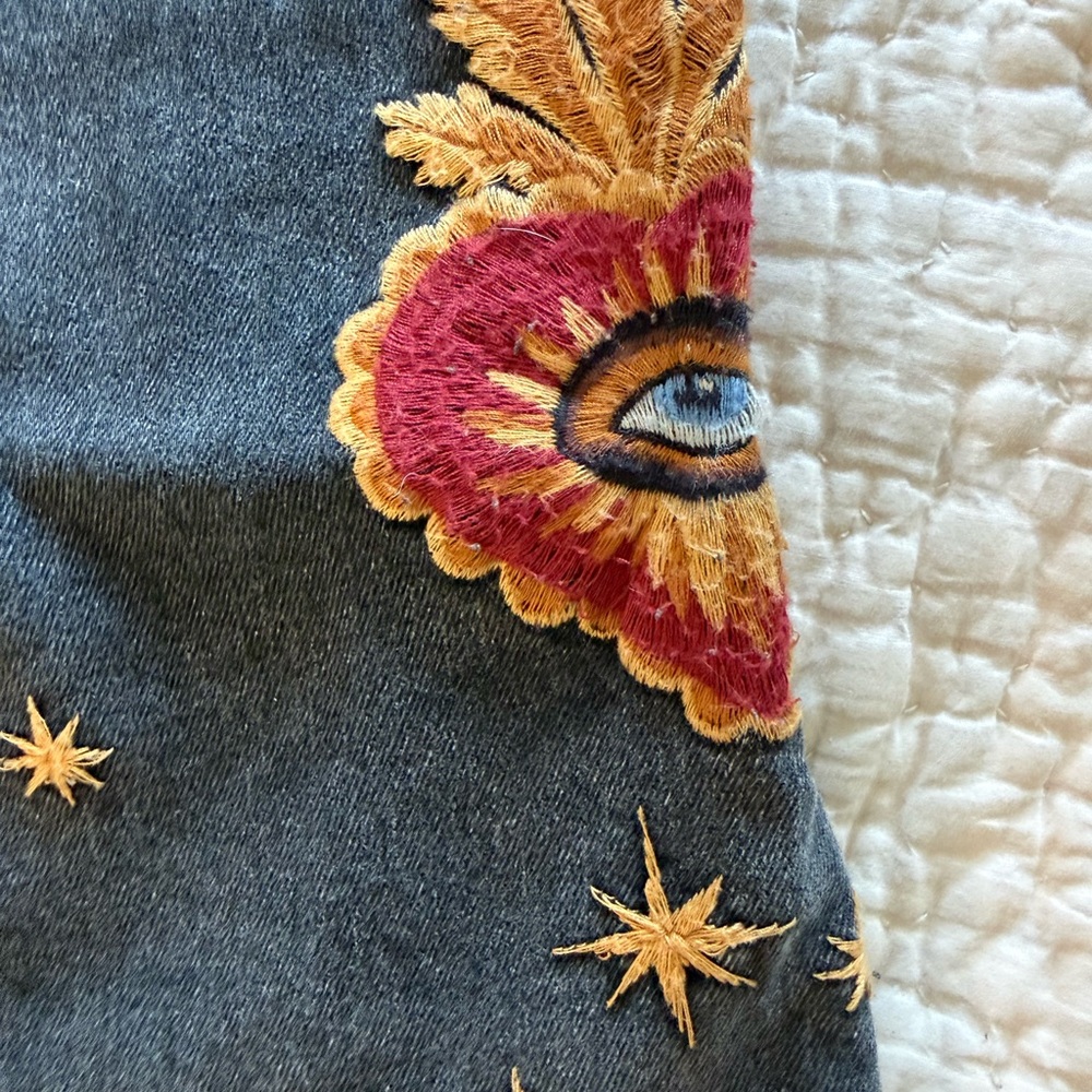 RARE DRIFTWOOD Farrah hallucination Black Flare Jeans with witchy Embroidery - Picture 5 of 9